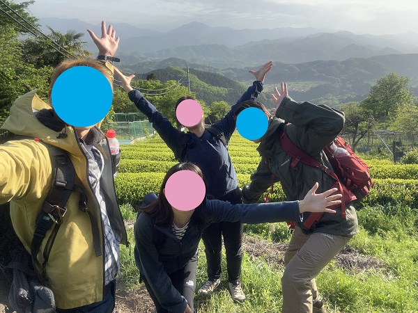 陣馬山の登山イベントの社会人サークルヤマトモ