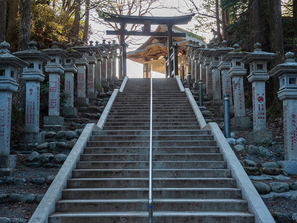 三峯神社のイベントの社会人サークルヤマトモ