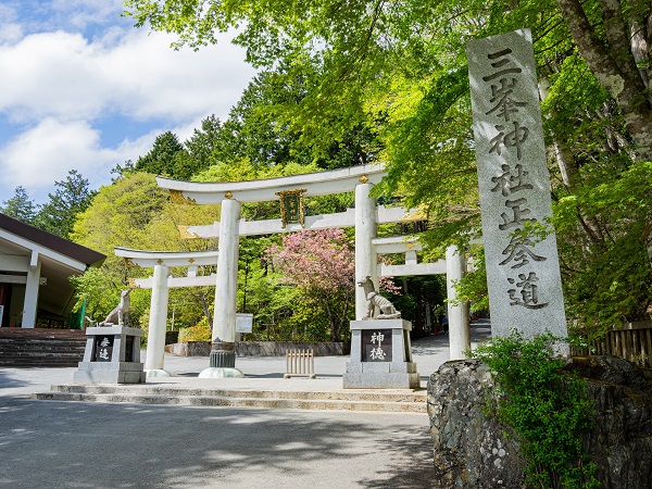 三峯神社のイベントの社会人サークルヤマトモ