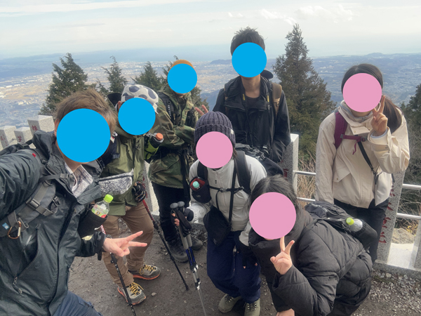 大山の登山イベントの社会人サークルヤマトモ