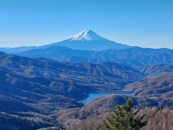 大菩薩嶺の登山イベントの社会人サークルヤマトモ